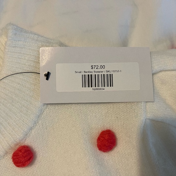 AVARA short sleeve sweater - Size Small - Picture 2 of 5